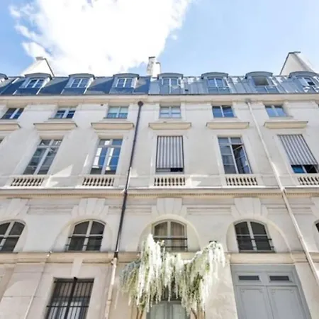 Amazing&typical Parisian! View On Palais Royal-2p Apartment Paris